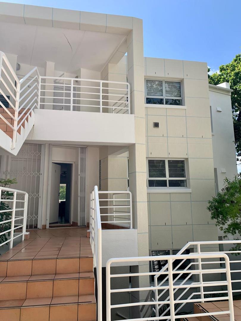 To Let 2 Bedroom Property for Rent in Higgovale Western Cape
